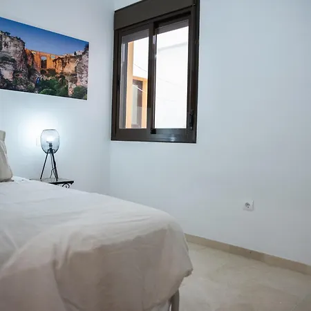 Atenea Centro Con Garaje Gratuito Apartment